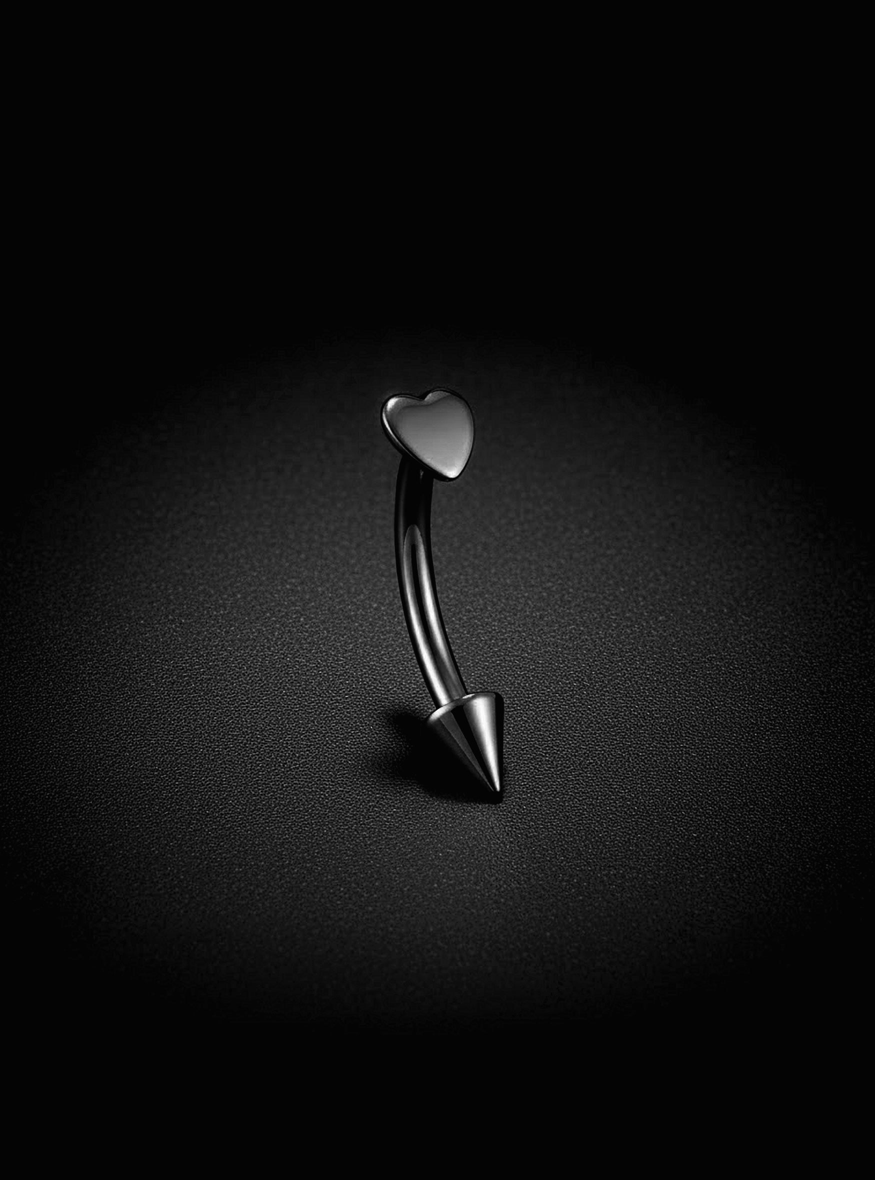 Internally Threaded Heart Arrow Barbells 2pc (Titanium - Black)